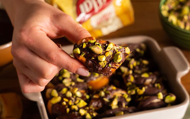 Luksuriøse Gifflar med vanilje, mørk chokolade og pistacie - Opskrifter | Pågen